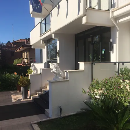 シスト V 3* ローマ