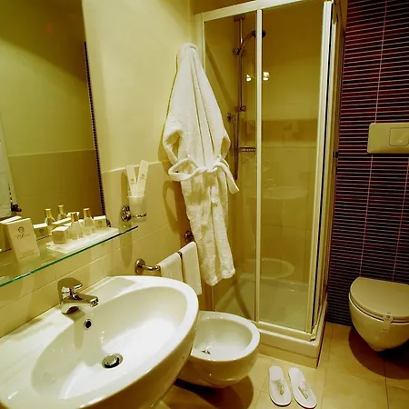 シスト V 3* ローマ