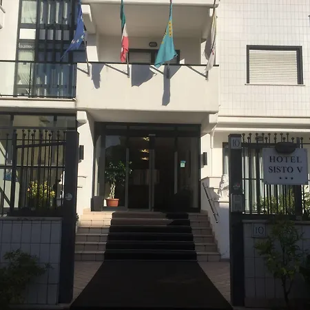Sisto V Отель