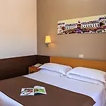 Sisto V Hotel 3*
